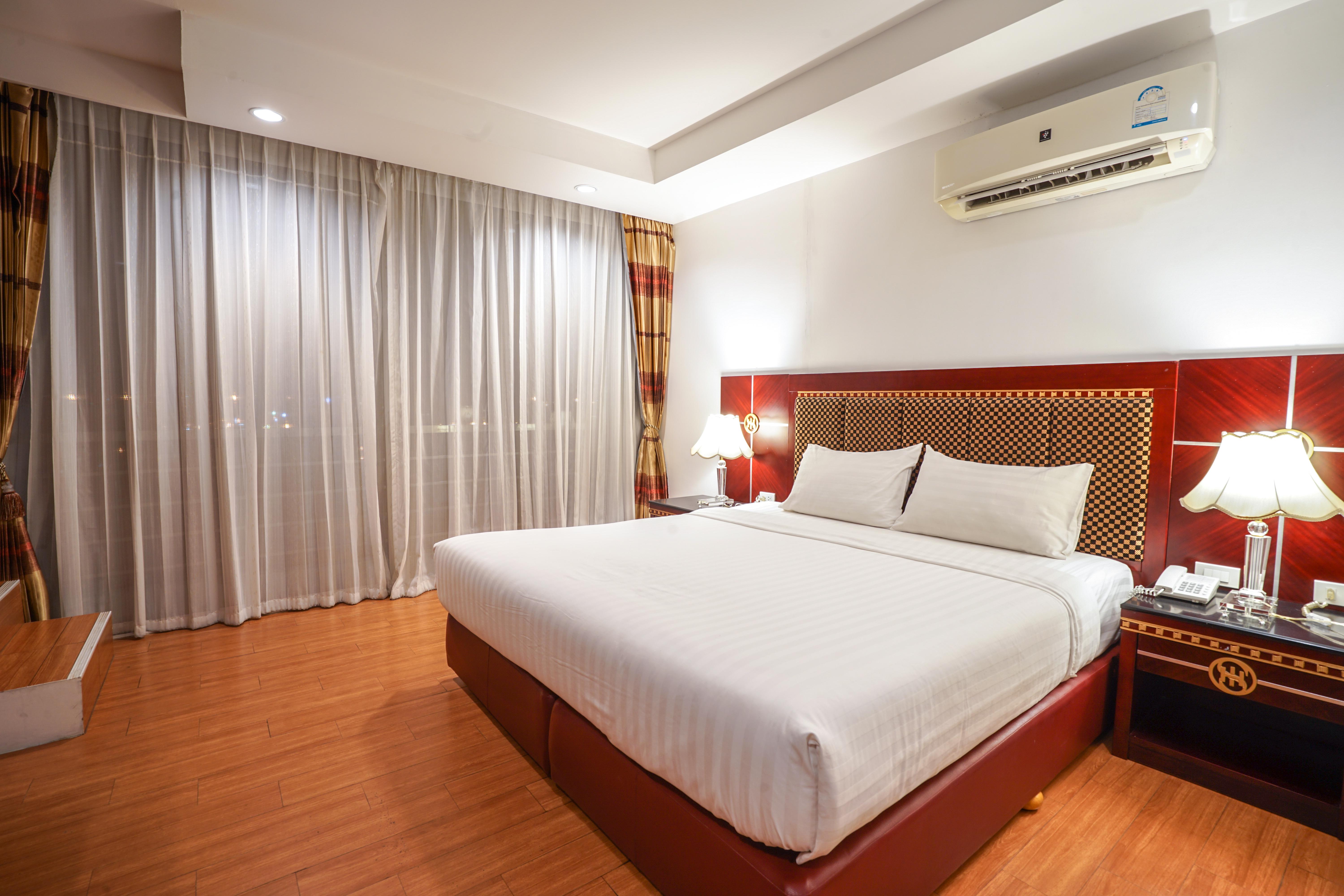 Jomtien Hisotel Exterior photo
