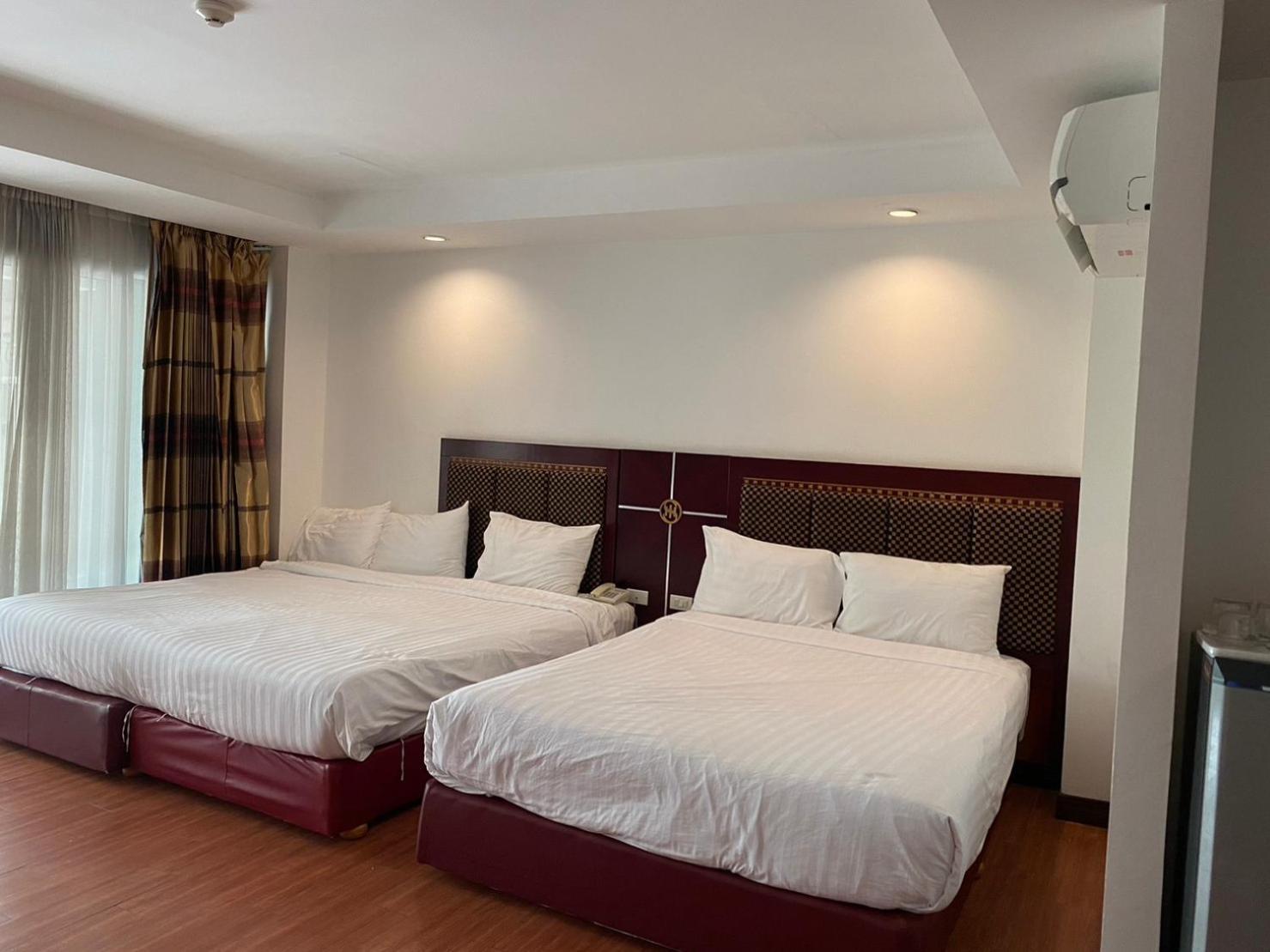Jomtien Hisotel Exterior photo