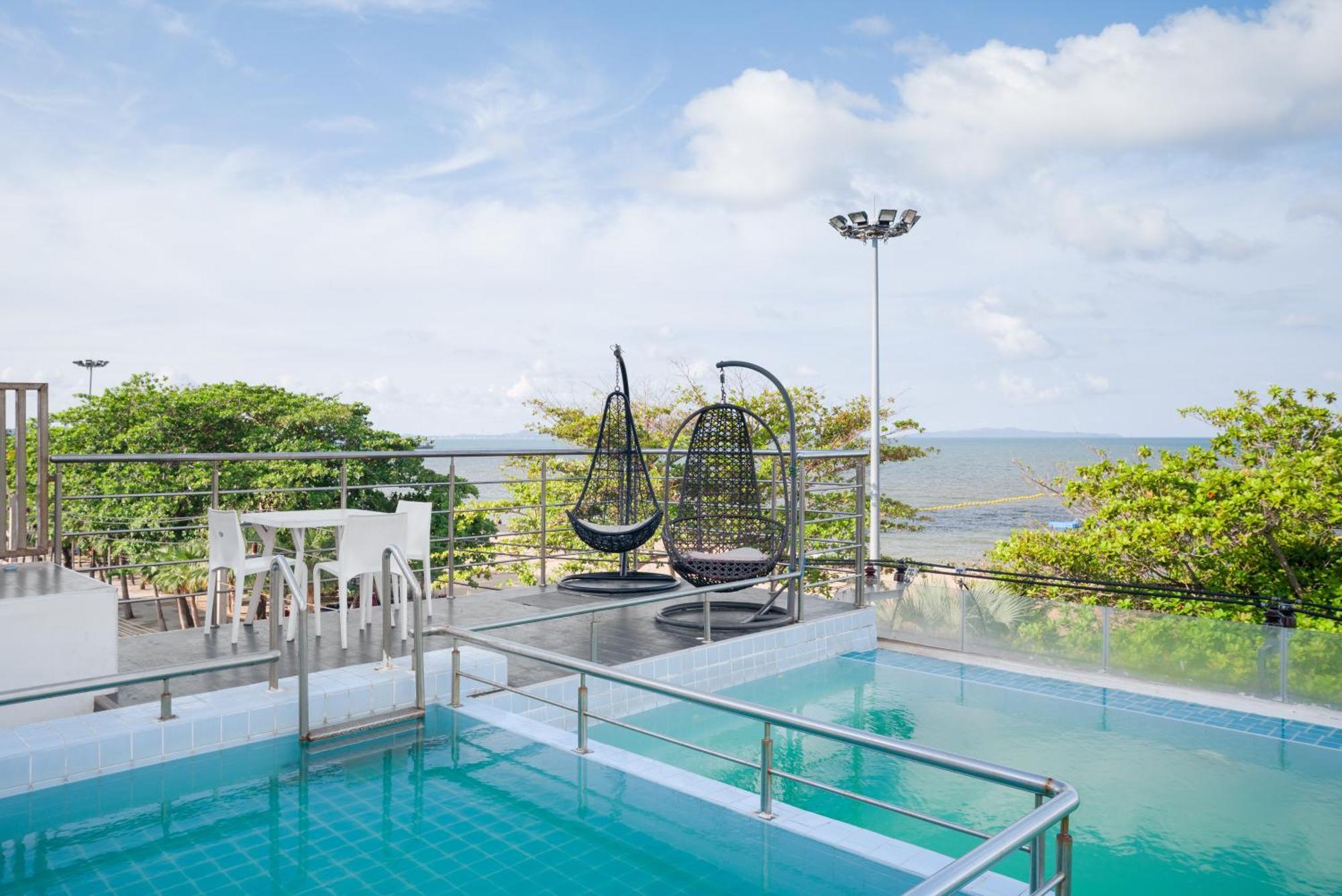 Jomtien Hisotel Exterior photo